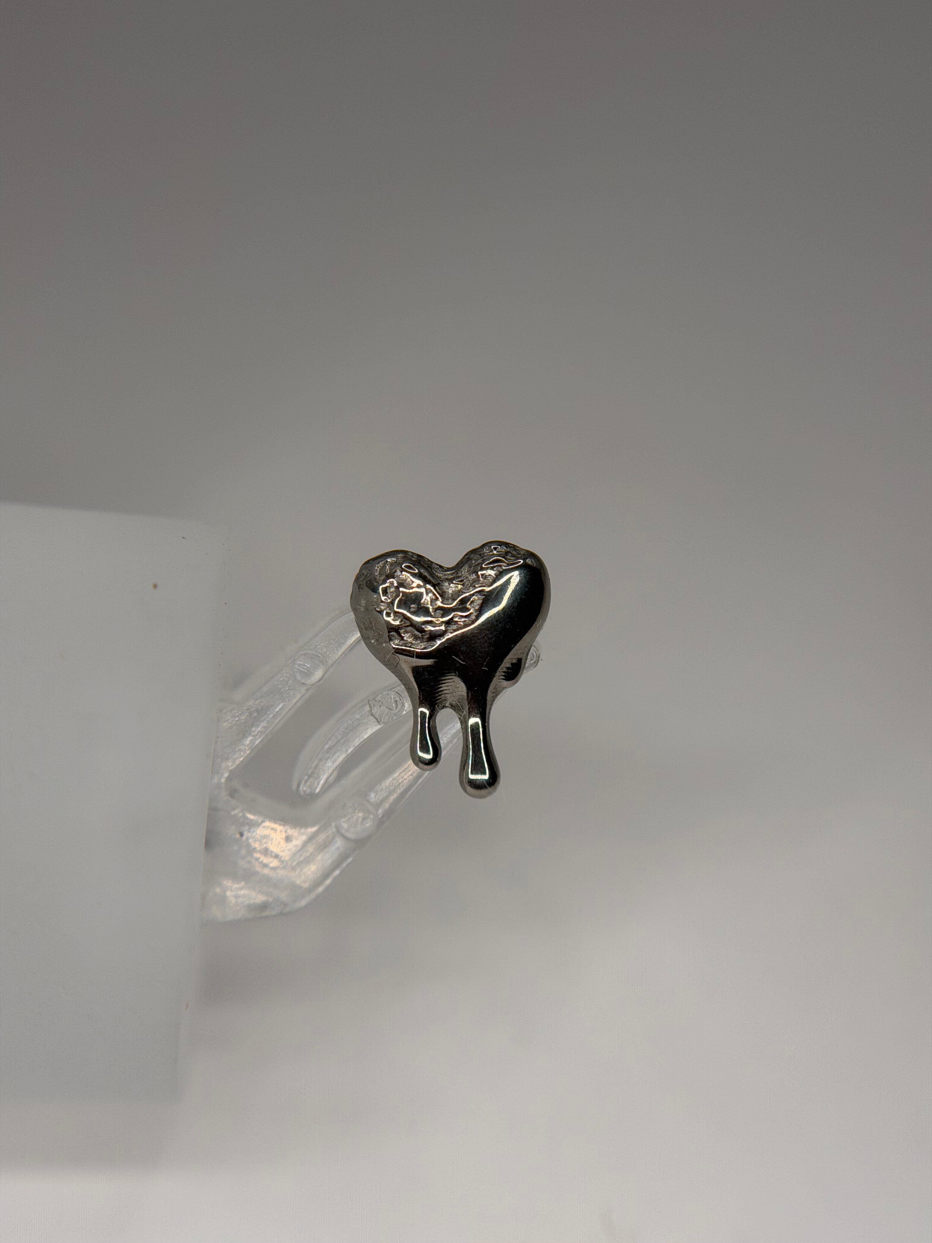 Labret coração texturizado