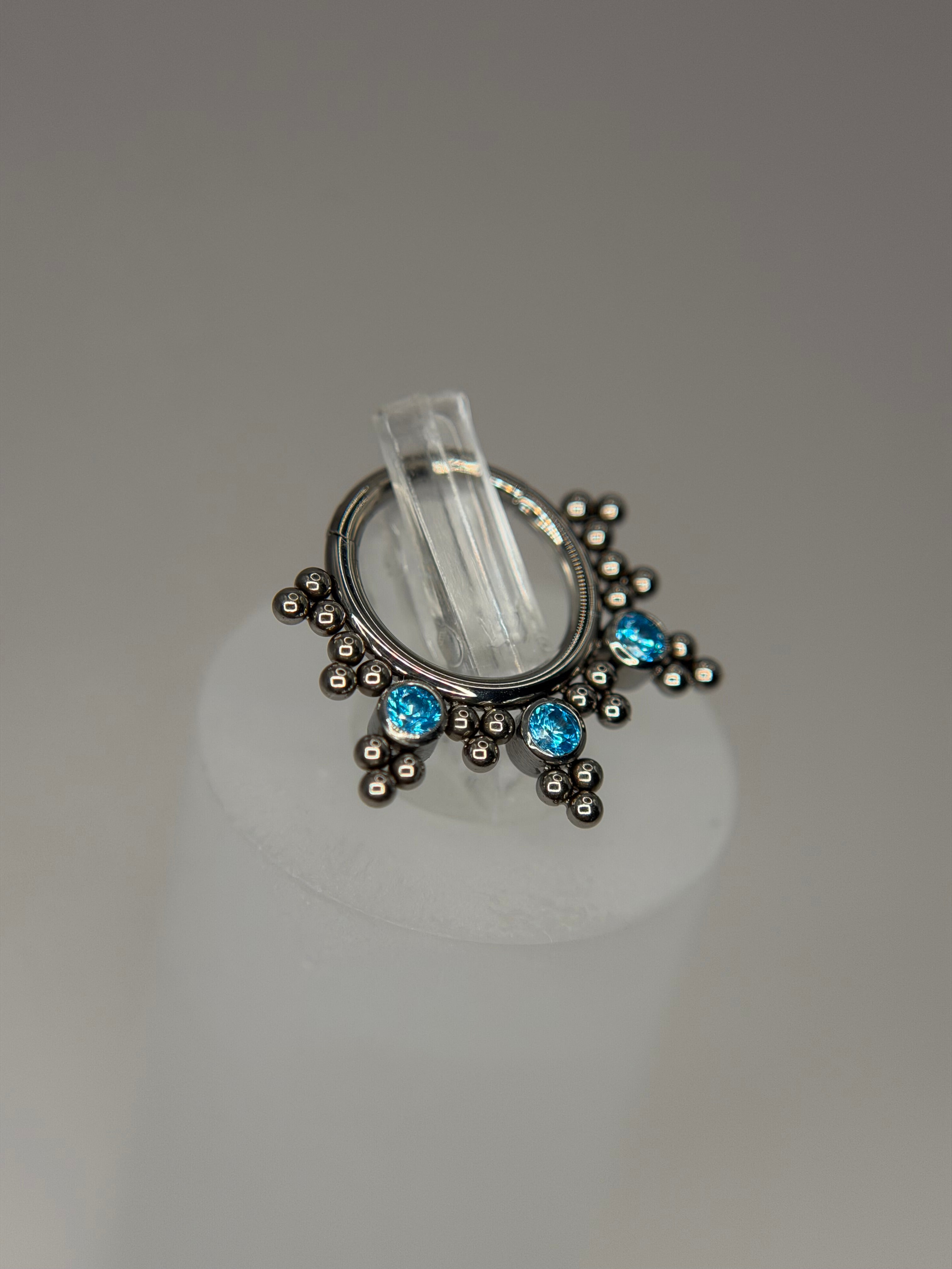 Argola clicker segmento indiano azul