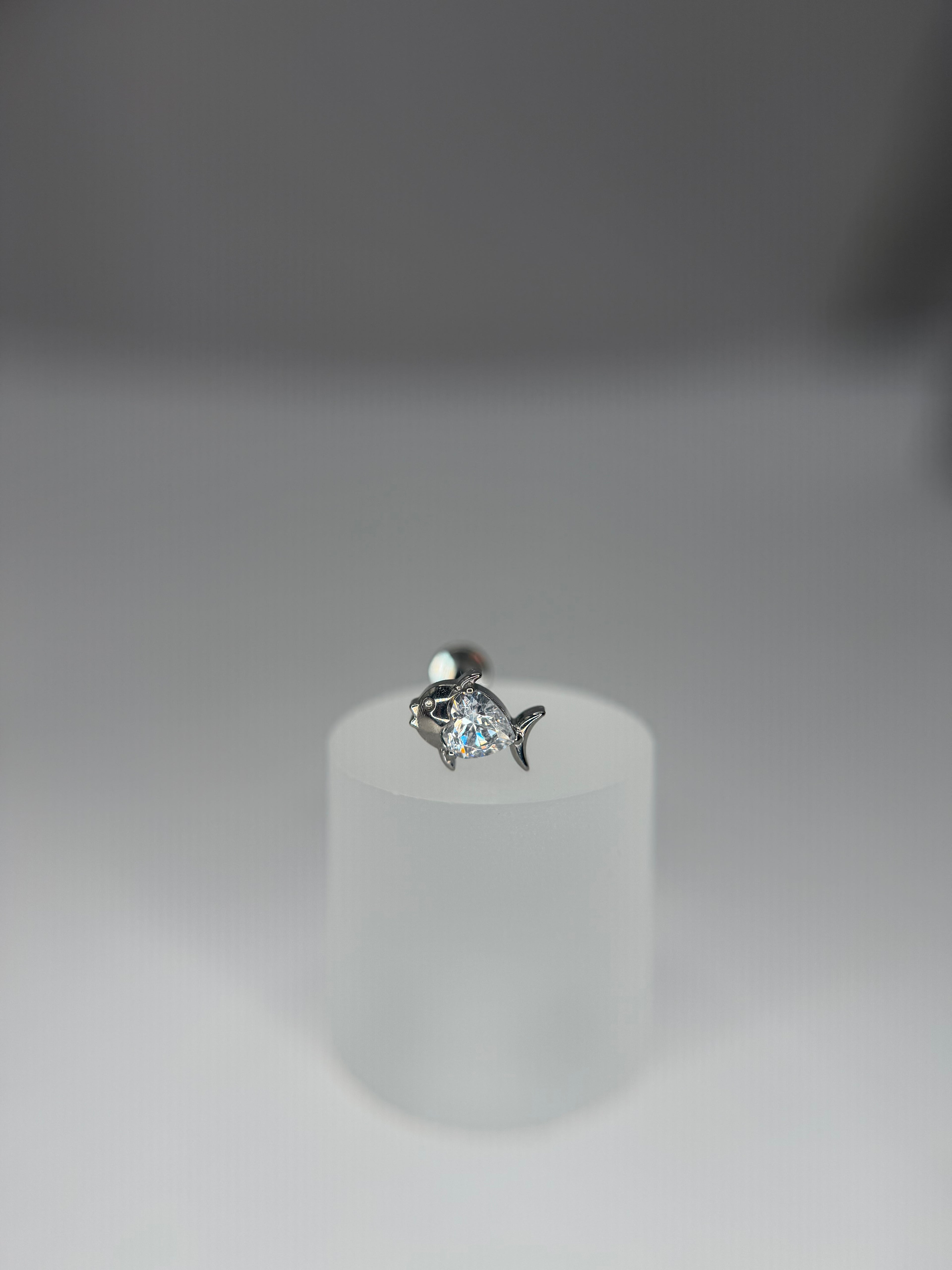 Labret Titânio Peixinho cravejado