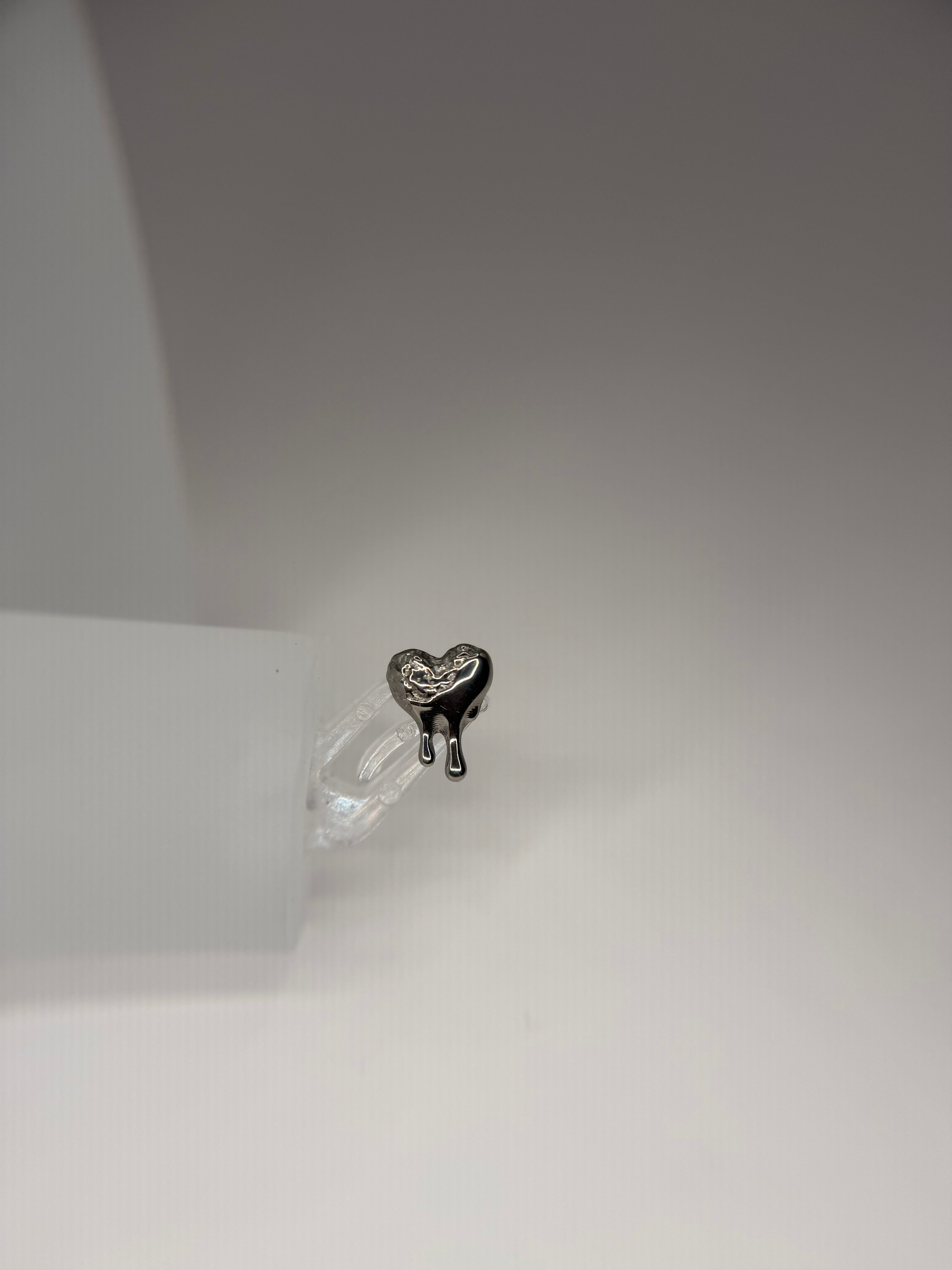 Labret coração texturizado