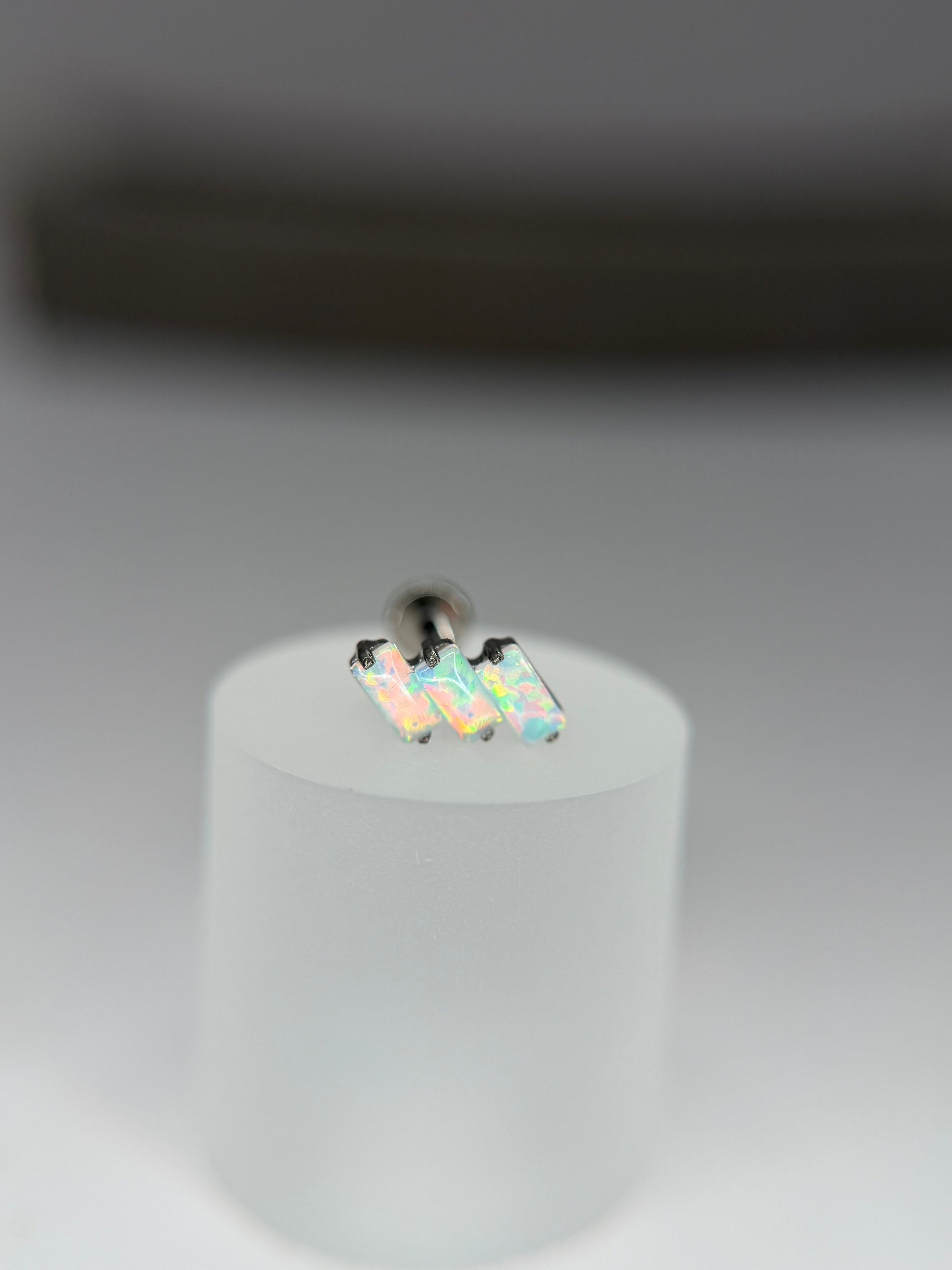 Labret Titanio cluster  Aurora Pearl