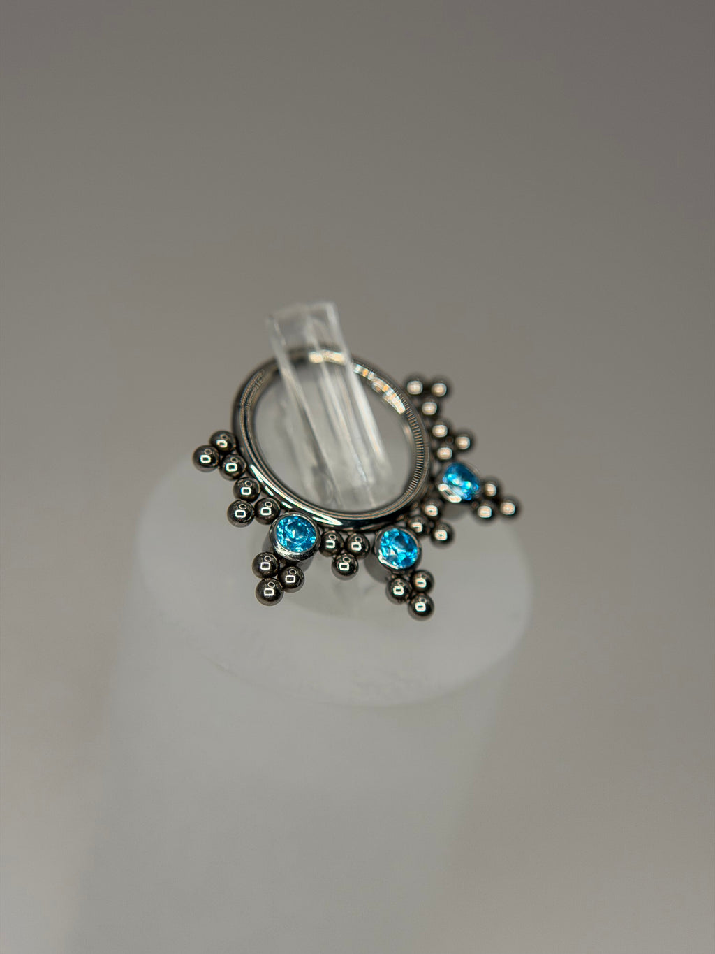 Argola clicker segmento indiano azul