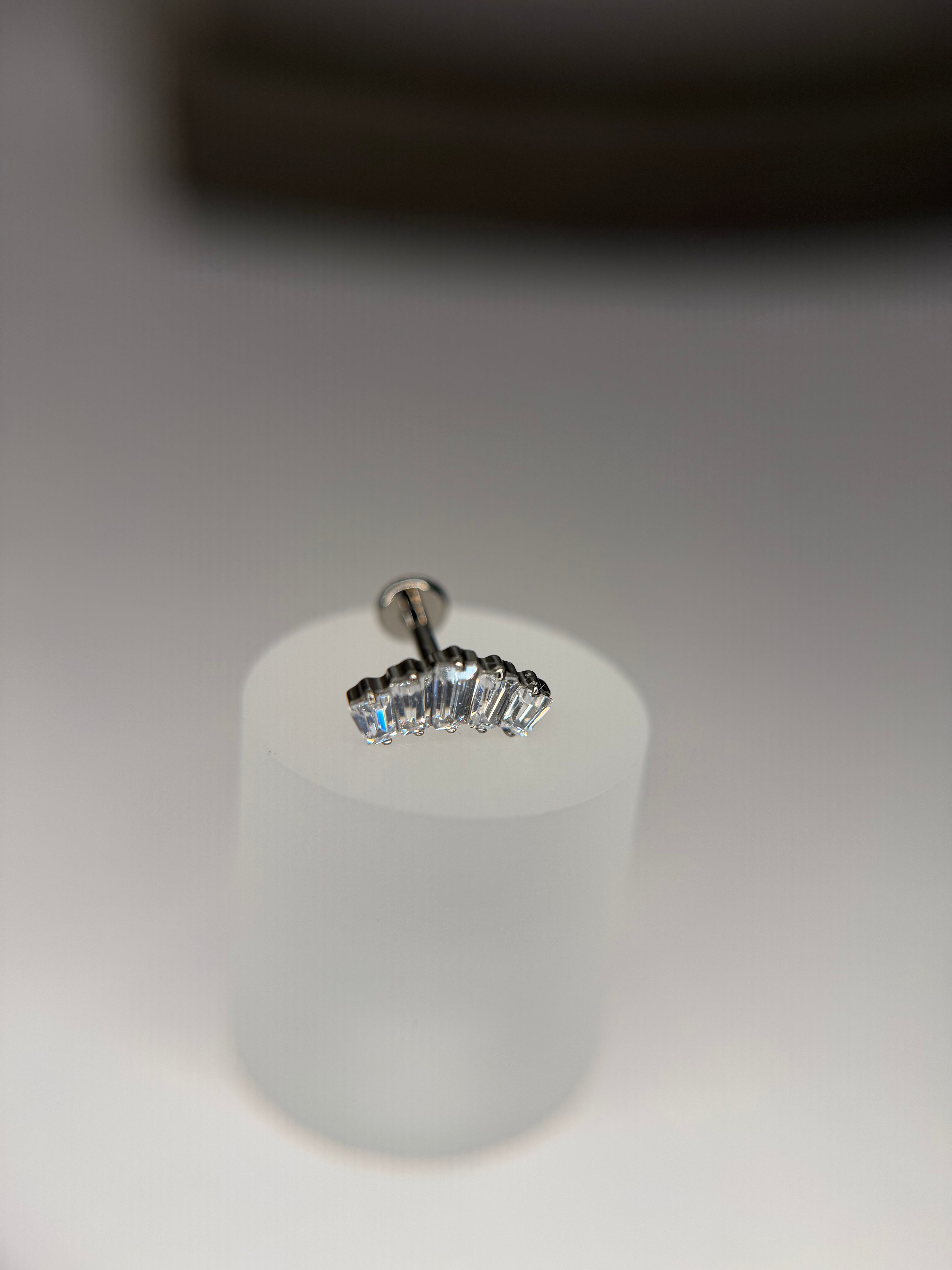 Labret Titanio Cluster basico
