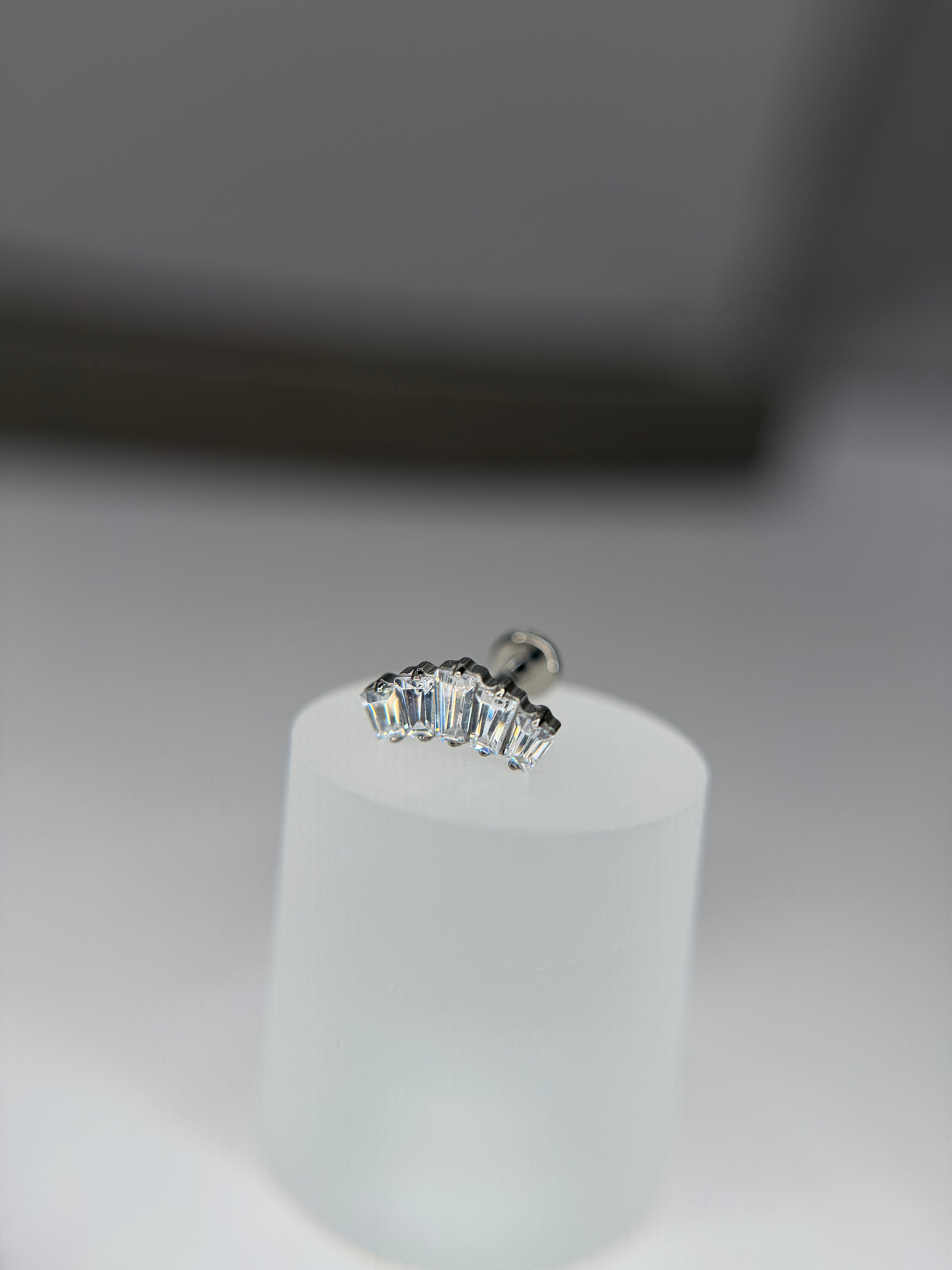 Labret Titanio Cluster basico